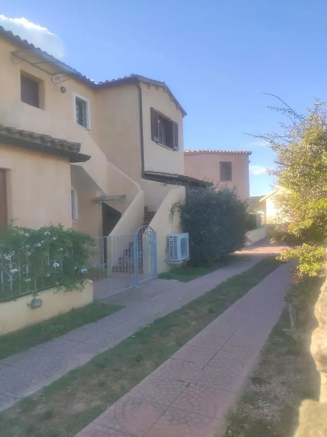 Casa Peonia Marevista Apartment Olbia